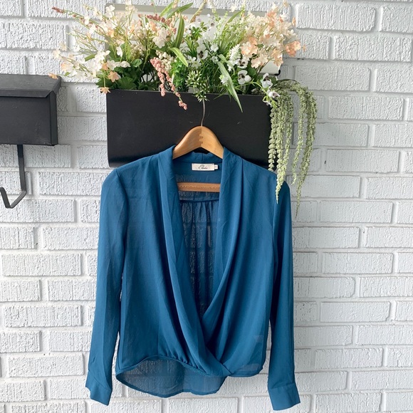 Anthropologie Tops - Elodie Anthropologie Drape Cross Front Styled Top